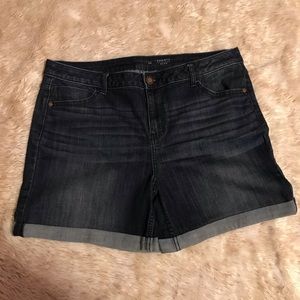Vera Wang Dark Wash Denim Shorts